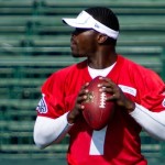 Reid sticking with Vick