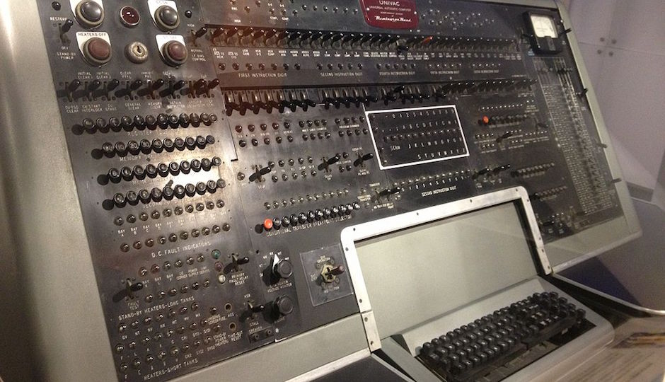 View of the Remington-Rand calculating machine UNIVAC , an early News  Photo - Getty Images