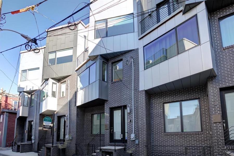 House for Sale Modern Rowhouse with Roof Deck in Northern Liberties