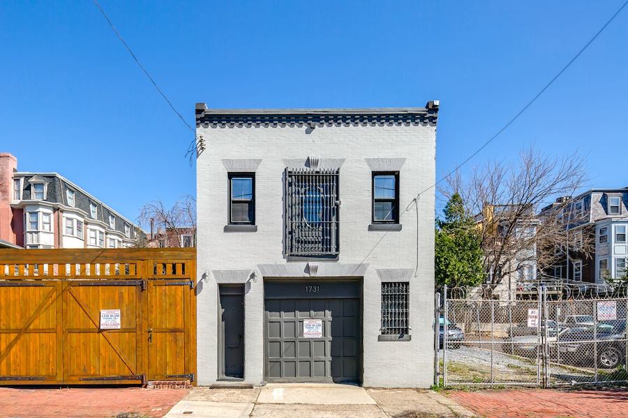 Just Listed Spring Garden Carriage House for Sale