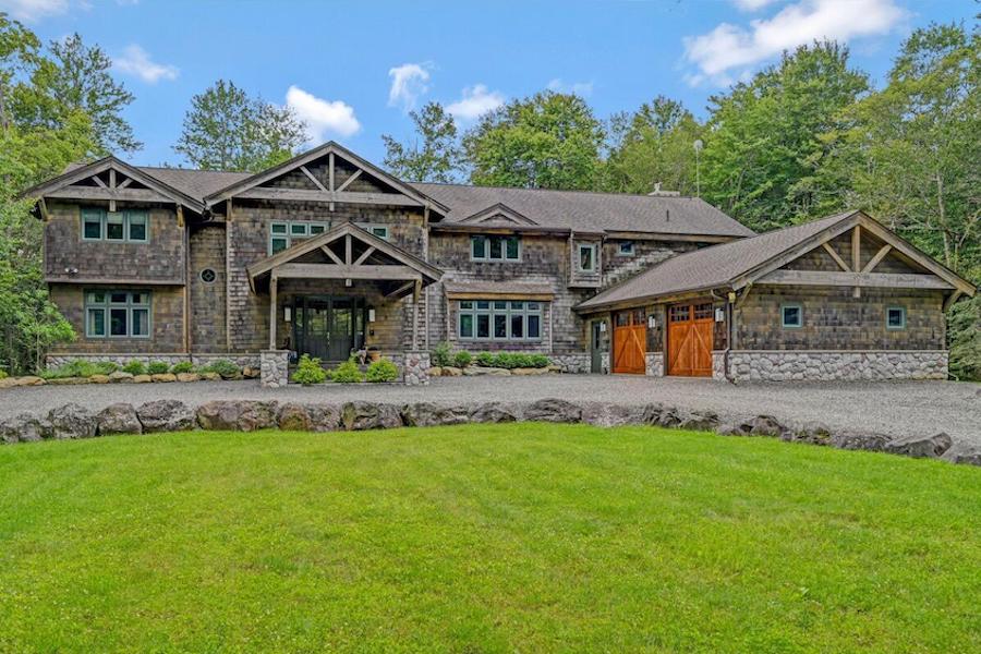 Rustic Kitchen Inspiration for Your Pocono Mountains Home